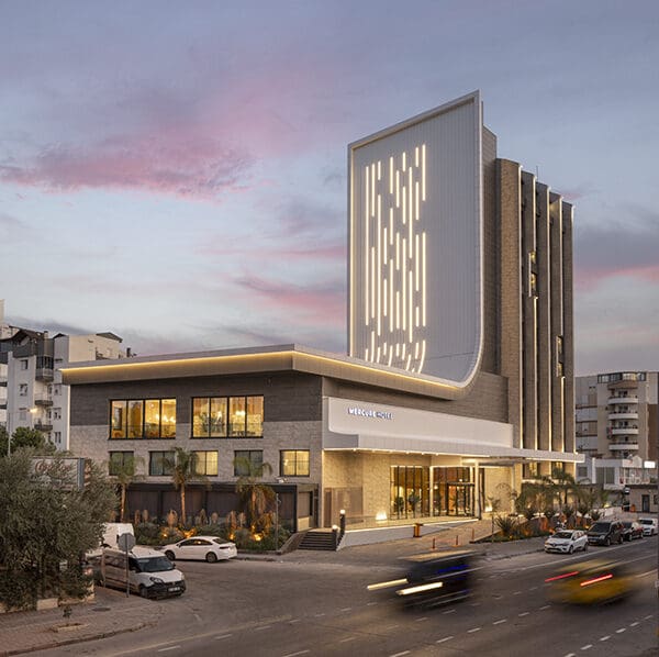 Mercure Classic City View 1